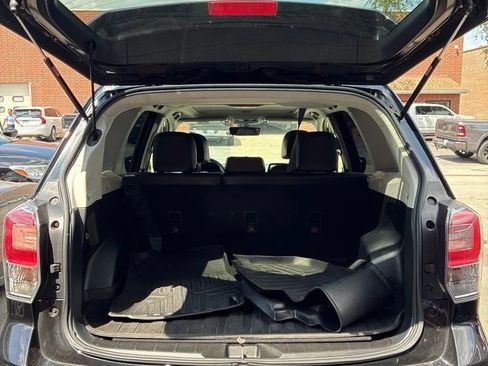 Used 2017 Subaru Forester 2.5i Limited w/ Popular Package #2 AWD/4WD image 32