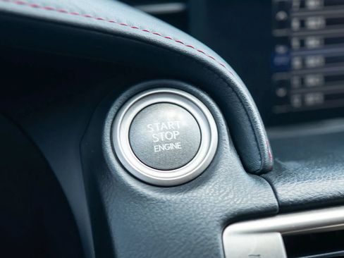 Used 2016 Lexus IS 350 RWD image 31