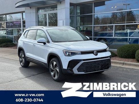 New 2026 Volkswagen Taos SE AWD/4WD image 1