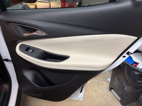 Used 2023 Buick Encore GX Select image 22