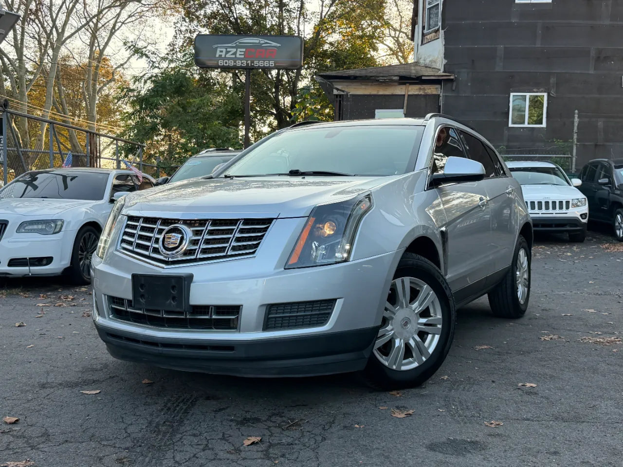 Used 2014 Cadillac SRX FWD image 3