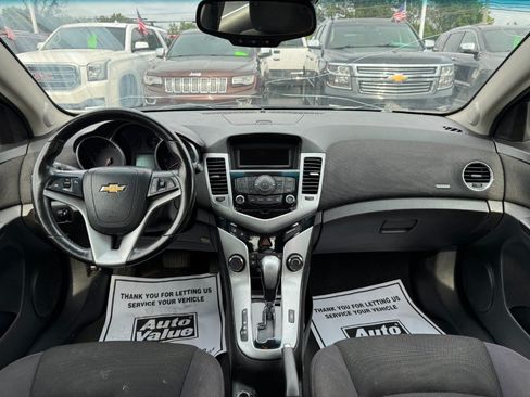 Used 2013 Chevrolet Cruze LT FWD image 20