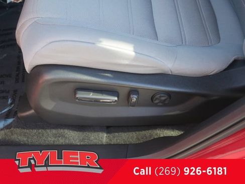 Used 2020 Honda CR-V EX image 23