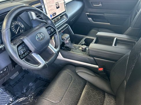 Used 2022 Toyota Tundra Limited RWD image 9