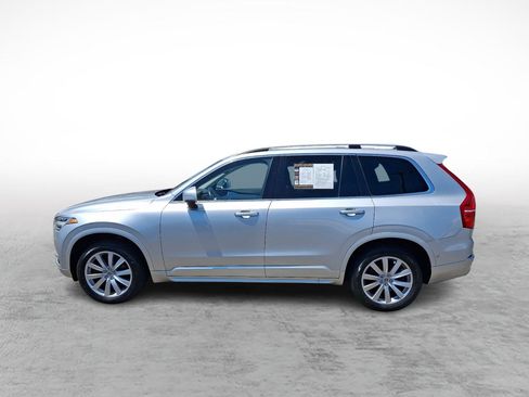 Used 2018 Volvo XC90 T6 Momentum w/ Convenience Package AWD/4WD image 2