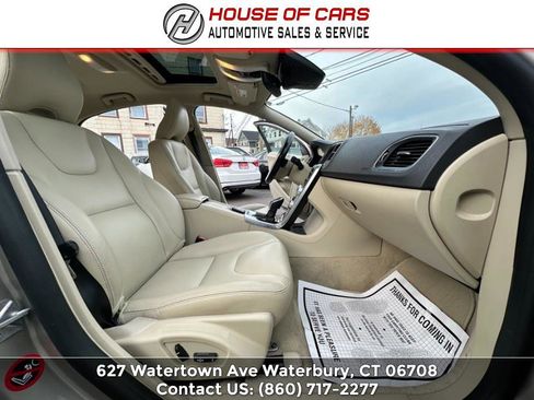 Used 2015 Volvo S60 T5 Platinum image 33