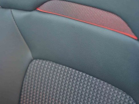 New 2026 Nissan Kicks SR image 26