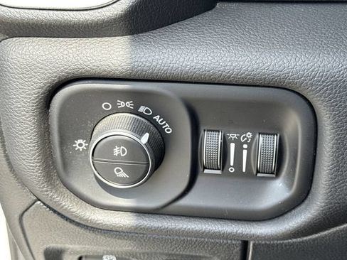 Used 2025 RAM 1500 Big Horn AWD/4WD image 48
