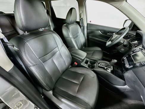 Used 2019 Nissan Rogue SL FWD image 30