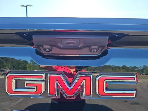 Used 2024 GMC Sierra 1500 Elevation AWD/4WD image 19