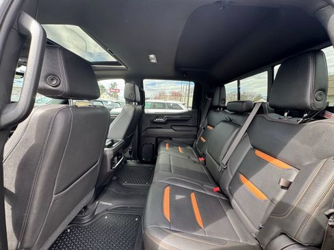 Used 2023 GMC Sierra 1500 AT4 w/ AT4 Premium Package AWD/4WD image 15