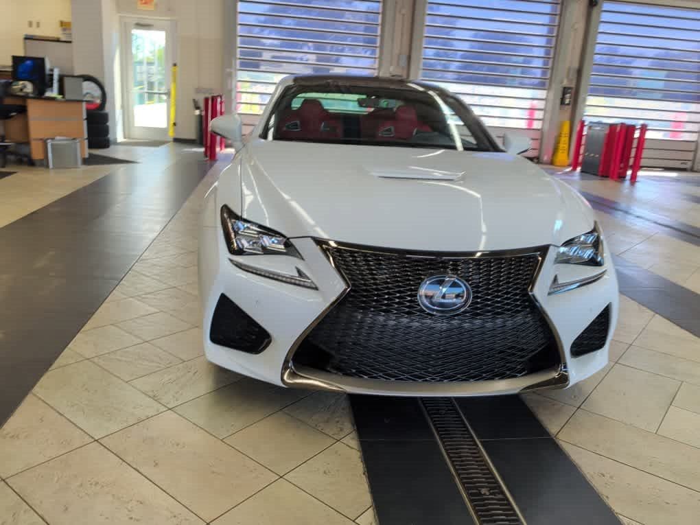 Used 2015 Lexus RC F w/ Performance Package RWD image 2