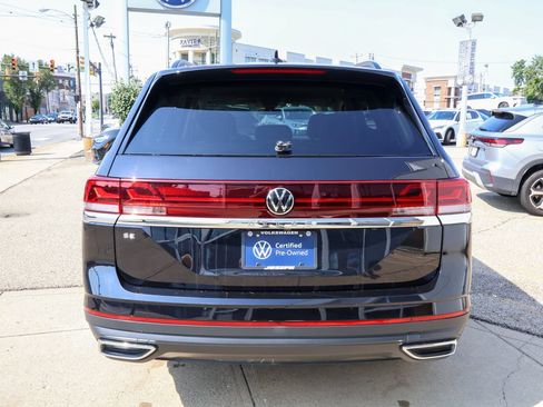 Used 2026 Volkswagen Atlas SE FWD image 4
