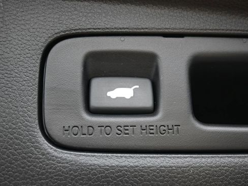 Used 2023 Honda CR-V EX-L image 17