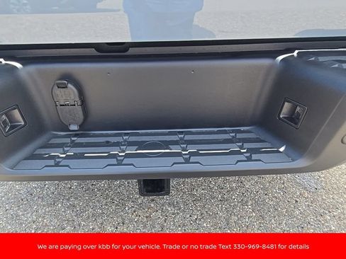 New 2026 Nissan Frontier SV w/ SV Convenience Package AWD/4WD image 31