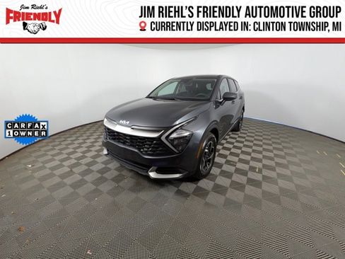 Used 2023 Kia Sportage LX image 1