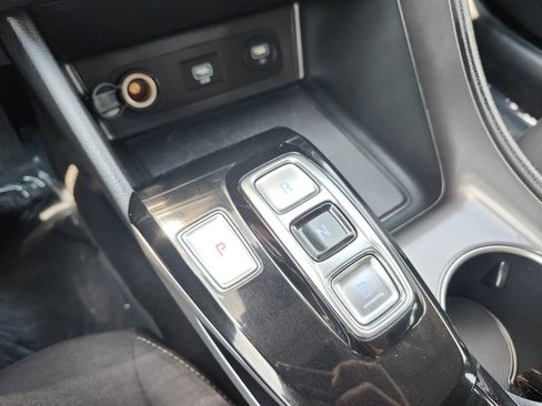 Used 2023 Hyundai Sonata SE FWD image 19