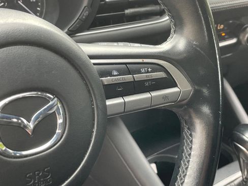 Used 2021 MAZDA MAZDA3 s image 26