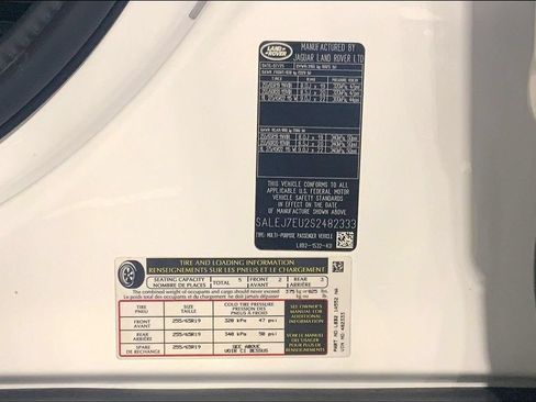 Certified 2025 Land Rover Defender 110 S AWD/4WD image 34