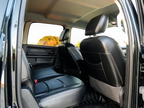 Used 2017 RAM 2500 Tradesman w/ Popular Equipment Group image 40