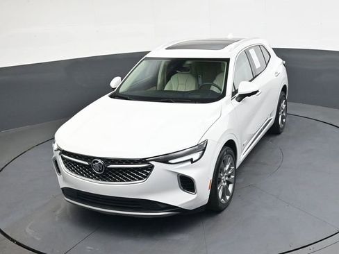 Used 2022 Buick Envision Avenir w/ Technology Package II image 30