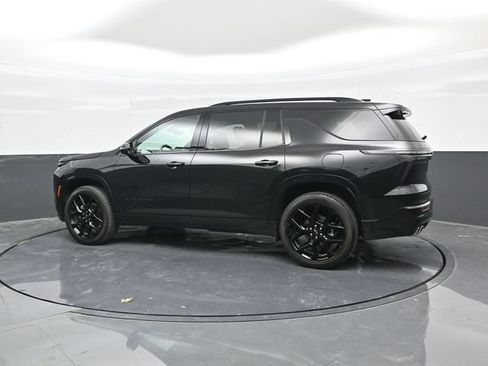 Used 2024 Chevrolet Traverse RS AWD/4WD image 4