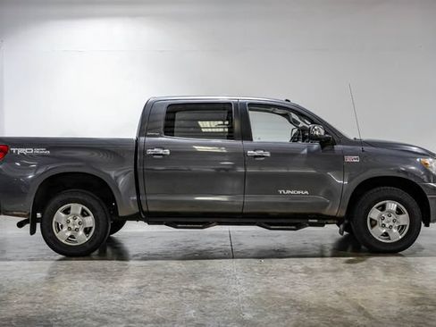 Used 2012 Toyota Tundra Limited w/ Memory Pkg AWD/4WD image 10