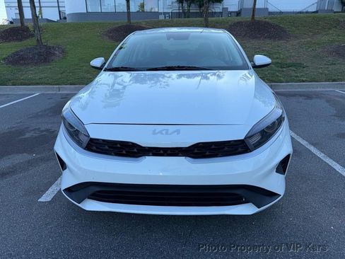 Used 2024 Kia Forte LXS FWD image 2