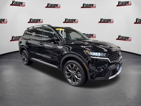 Used 2021 Kia Sorento EX w/ EX AWD X-Line Package image 3