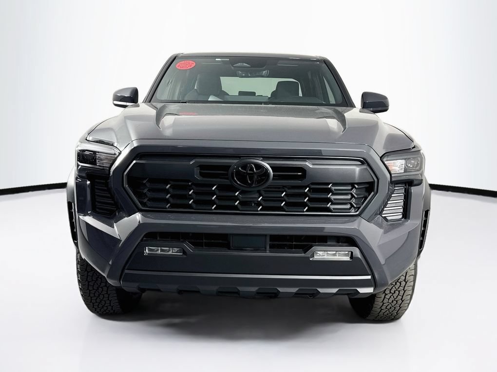 Used 2026 Toyota Tacoma TRD Off-Road AWD/4WD image 2