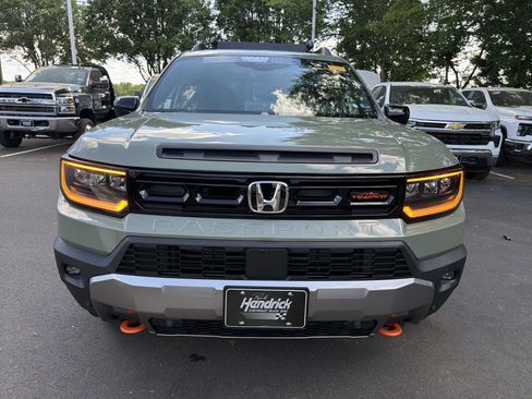 Used 2026 Honda Passport TrailSport Elite image 3