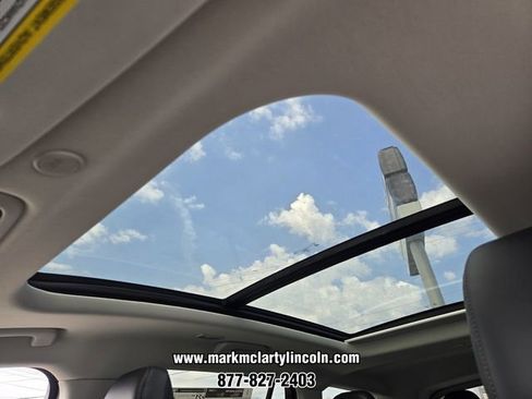 New 2026 Lincoln Aviator 2WD image 6