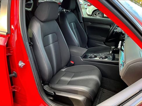 Used 2023 Honda Civic Sport image 8