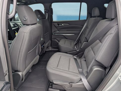 New 2026 Chevrolet Traverse LT image 15