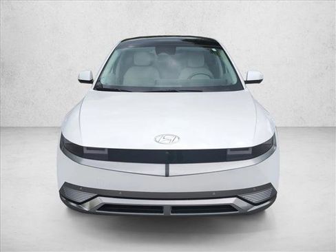 Certified 2024 Hyundai Ioniq 5 Limited RWD image 2