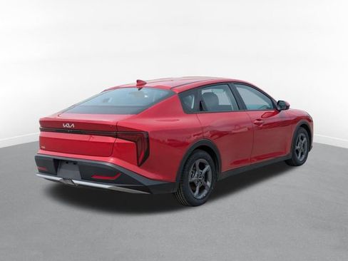 Used 2025 Kia K4 FWD image 3