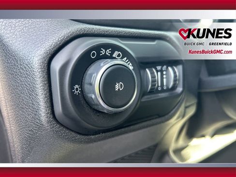 Used 2018 Jeep Wrangler Unlimited Moab w/ Quick Order Package 24M Moab image 26