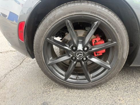 Used 2019 MAZDA MX-5 Miata RF Grand Touring RWD image 47