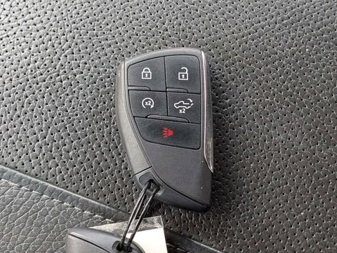 Used 2024 GMC Sierra 1500 Denali AWD/4WD image 30