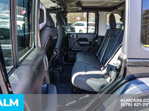 Used 2024 Jeep Wrangler Unlimited Rubicon image 21