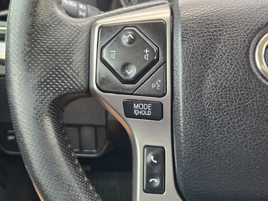 Used 2022 Toyota Tacoma SR5 w/ Technology Package RWD image 29