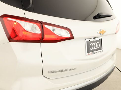 Used 2020 Chevrolet Equinox Premier FWD image 35