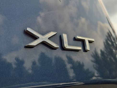 Used 2020 Ford Transit Connect XLT FWD image 33