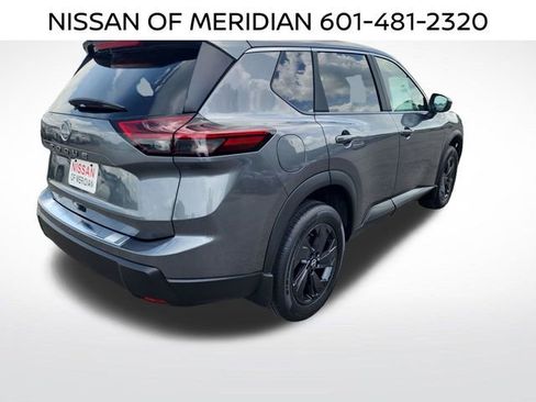 New 2026 Nissan Rogue SV FWD image 5