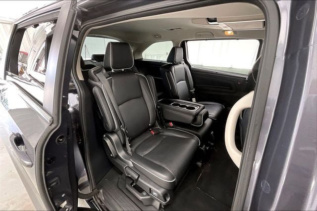 Certified 2025 Honda Odyssey Touring image 19