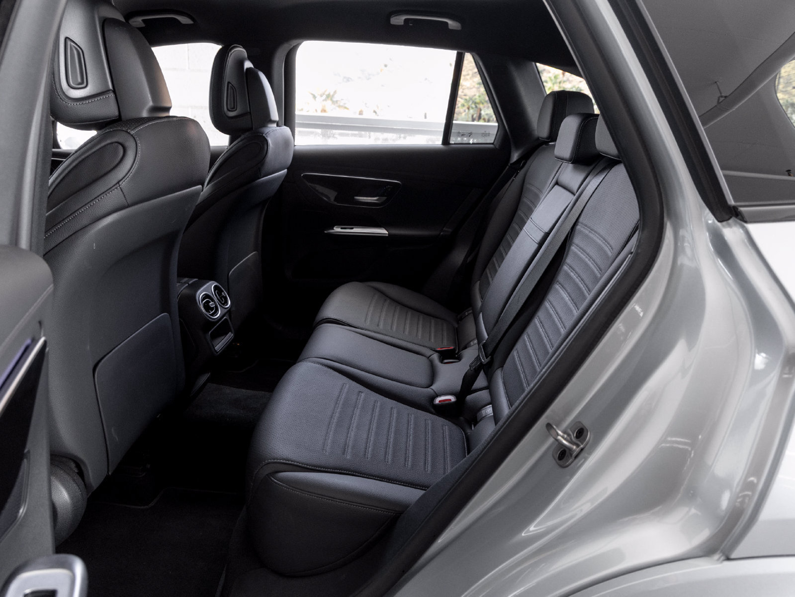 Certified 2026 Mercedes-Benz GLC 300 image 22