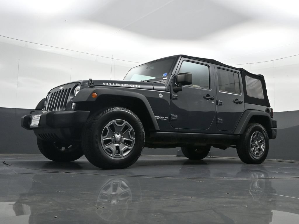 Used 2017 Jeep Wrangler Unlimited Rubicon w/ Dual Top Group AWD/4WD image 30