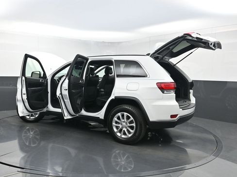 Used 2022 Jeep Grand Cherokee Laredo X image 35