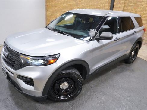 Used 2021 Ford Explorer 4WD Police Interceptor image 2