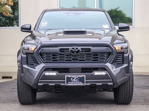 Used 2026 Toyota Tacoma TRD Sport RWD image 2